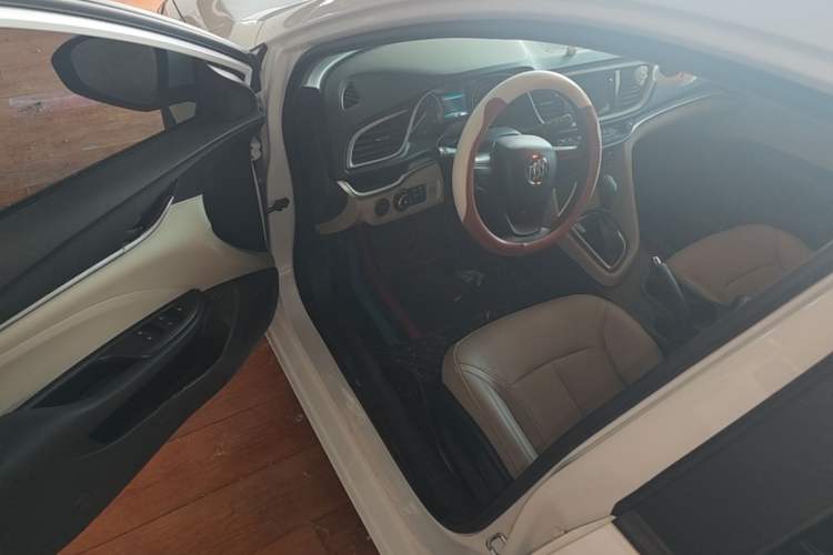 Used Buick GT 2021 Exemplar 1.5L Automatic Elite Version Driver Seat