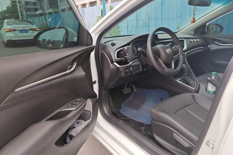 Used Buick GT 2021 Exemplar 1.5L Automatic Elite Version Driver Seat