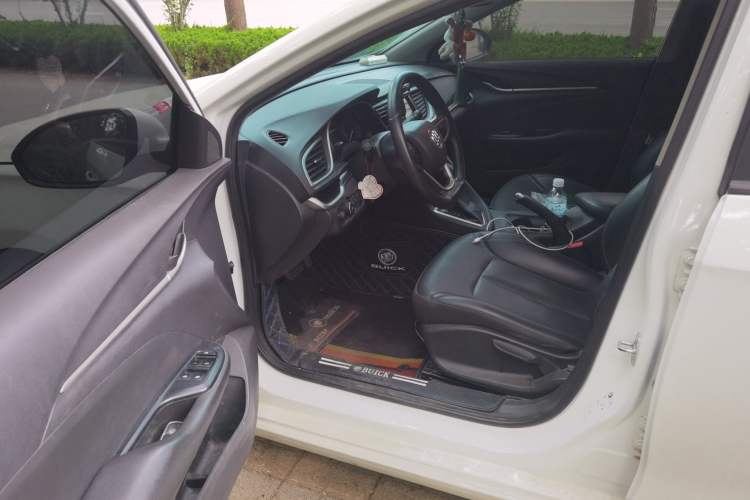 Used Buick GT 2021 Exemplar 1.5L Automatic Elite Version Driver Seat