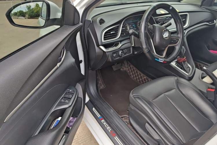 Used Buick GT 2021 1.3T Automatic Mild Hybrid Elite Version Driver Seat