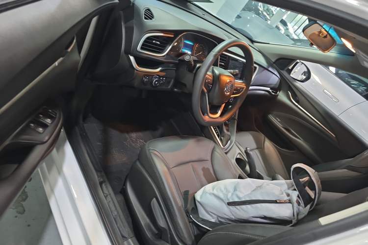Used Buick GT 2021 Revised Version Flagship 1.5L Automatic Elite Edition Driver Seat