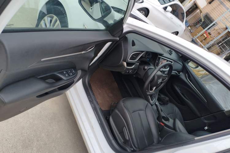 Used Buick GT 2021 Revised Version 1.3T Automatic Mild Hybrid Elite Edition Driver Seat