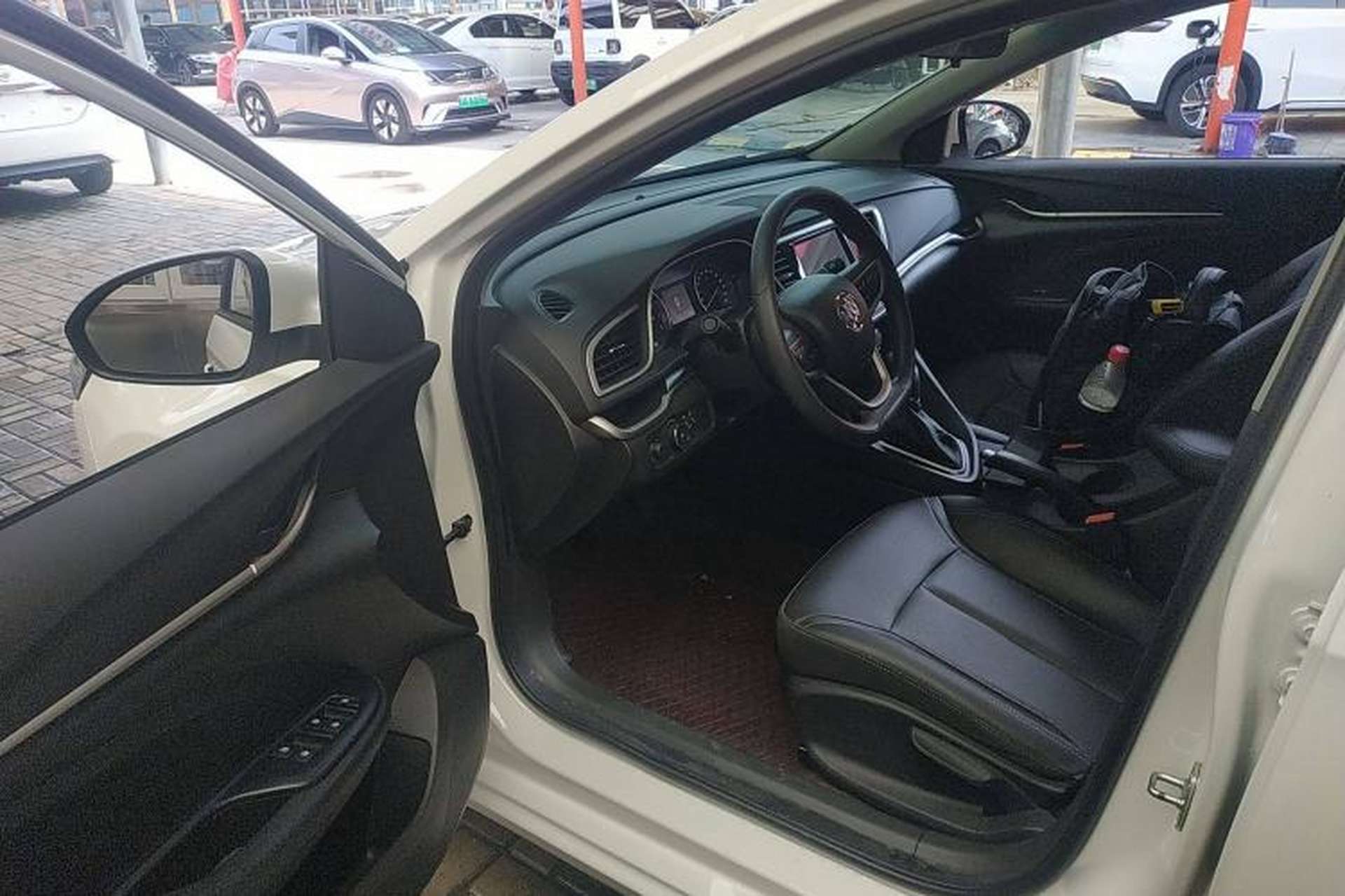 Used Buick GT 2021 Revised Version 1.3T Automatic Mild Hybrid Elite Edition Driver Seat