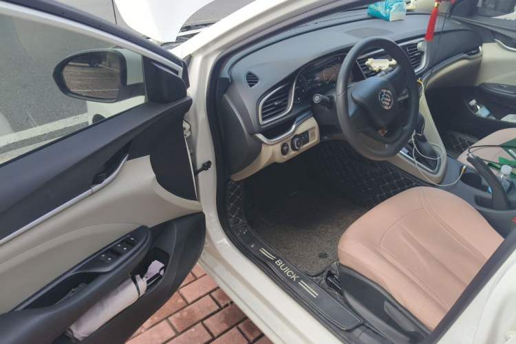 Used Buick GT 2021 Exemplar 1.5L Automatic Elite Version Driver Seat