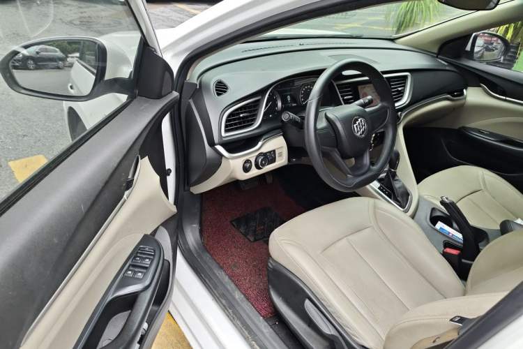 Used Buick GT 2021 Exemplar 1.5L Automatic Elite Version Driver Seat