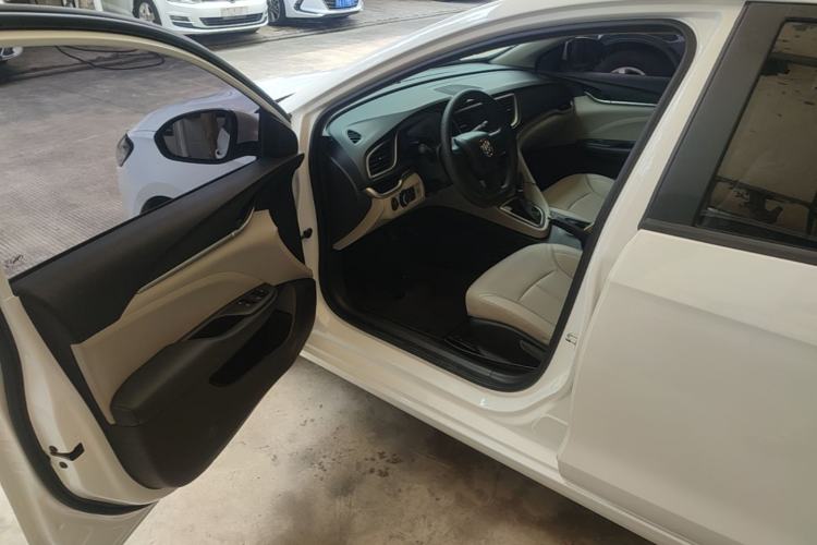 Used Buick GT 2021 Exemplar 1.5L Automatic Elite Version Driver Seat