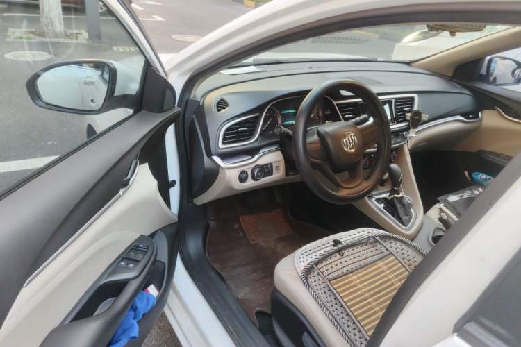 Used Buick GT 2021 Exemplar 1.5L Automatic Elite Version Driver Seat