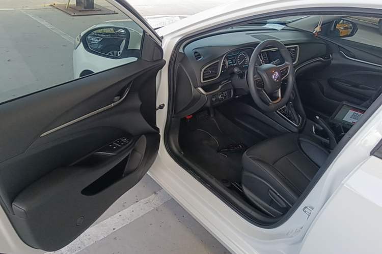 Used Buick GT 2021 Revised Version Flagship 1.5L Automatic Elite Edition Driver Seat