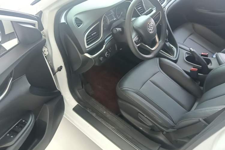 Used Buick GT  Driver Seat