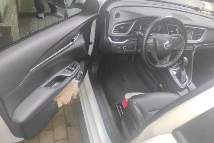 Used Buick GT 2021 1.3T Automatic Mild Hybrid Elite Version Driver Seat