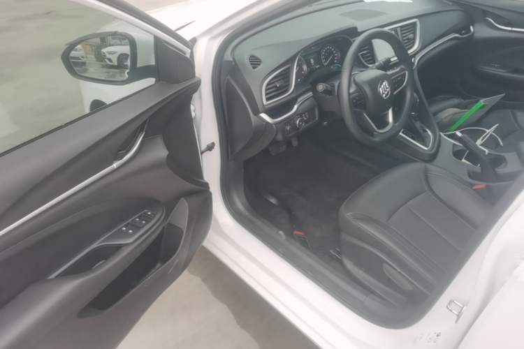 Used Buick GT 2021 Revised Version 1.3T Automatic Mild Hybrid Elite Edition Driver Seat
