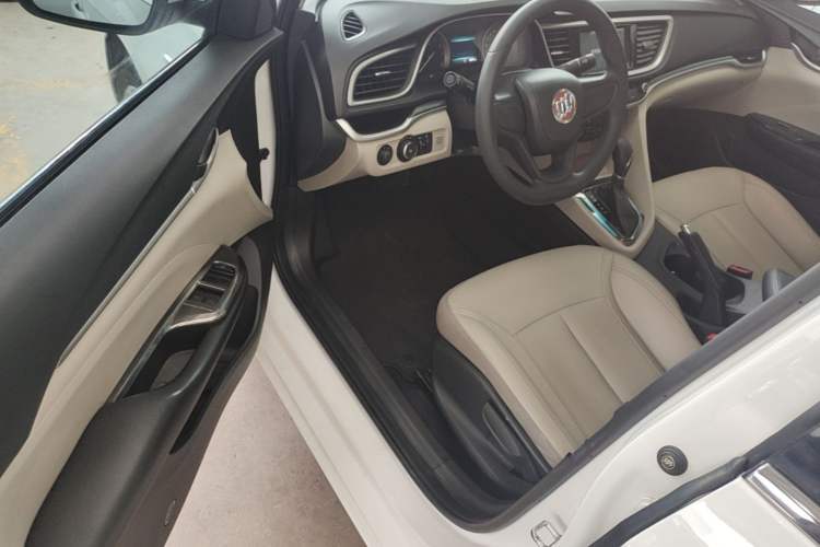 Used Buick GT 2021 Exemplar 1.5L Automatic Elite Version Driver Seat