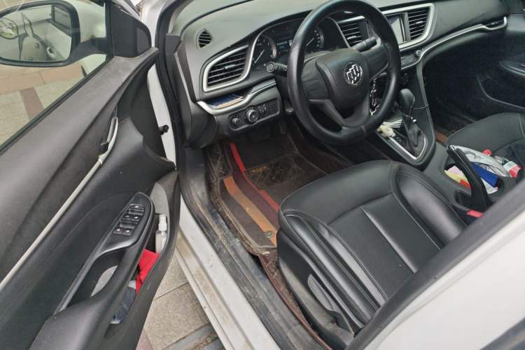 Used Buick GT 2021 1.3T Automatic Mild Hybrid Elite Version Driver Seat