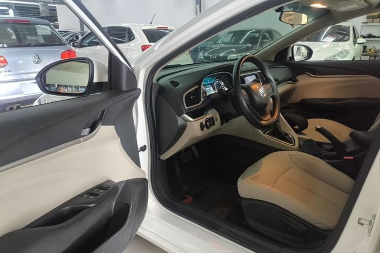 Used Buick GT 2021 Exemplar 1.5L Automatic Elite Version Driver Seat