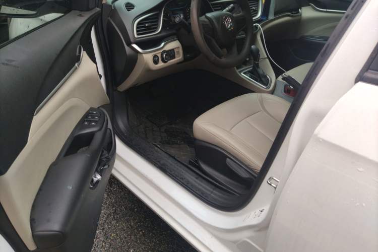 Used Buick GT 2021 Exemplar 1.5L Automatic Elite Version Driver Seat