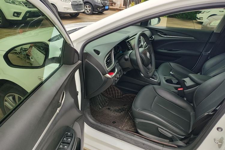Used Buick GT 2021 1.3T Automatic Mild Hybrid Elite Version Driver Seat