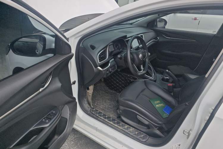 Used Buick GT 2021 Exemplar 1.5L Automatic Elite Version Driver Seat