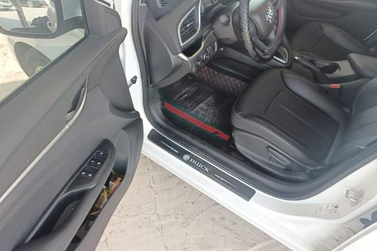 Used Buick GT 2021 1.3T Automatic Mild Hybrid Elite Version Driver Seat