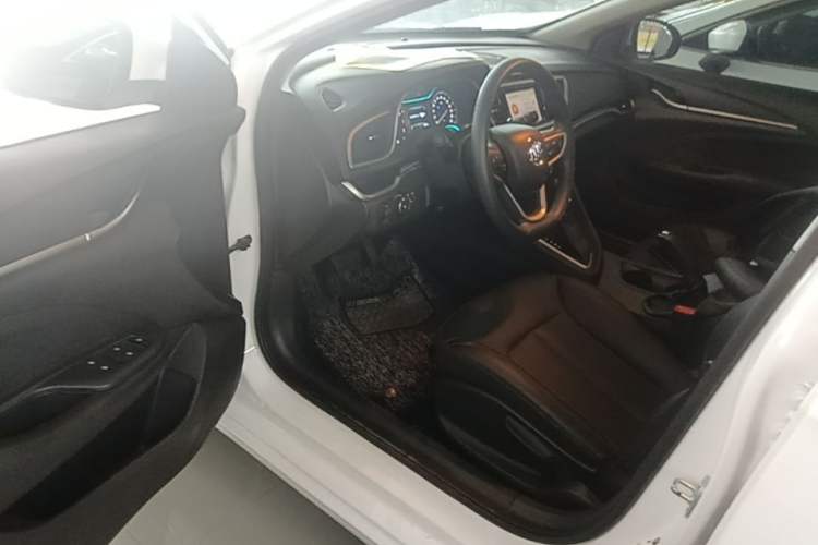Used Buick GT 2021 Revised Version 1.3T Automatic Mild Hybrid Elite Edition Driver Seat