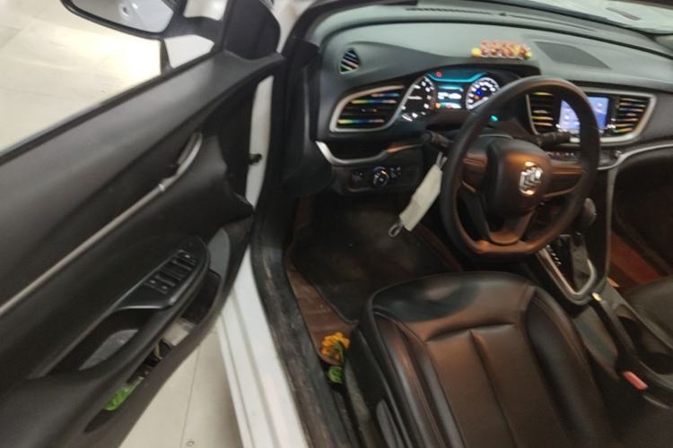 Used Buick GT 2021 1.3T Automatic Mild Hybrid Elite Version Driver Seat