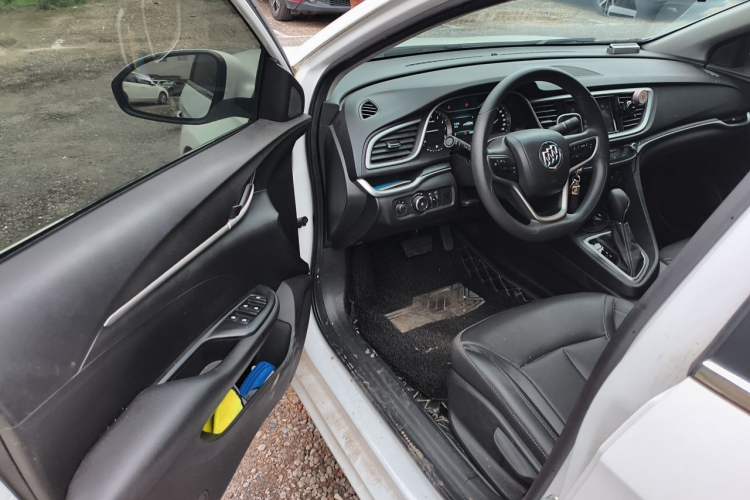 Used Buick GT 2021 Revised Version 1.3T Automatic Mild Hybrid Elite Edition Driver Seat