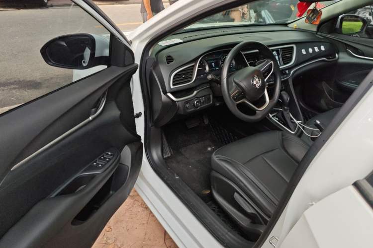 Used Buick GT 2021 Exemplar 1.5L Automatic Elite Version Driver Seat