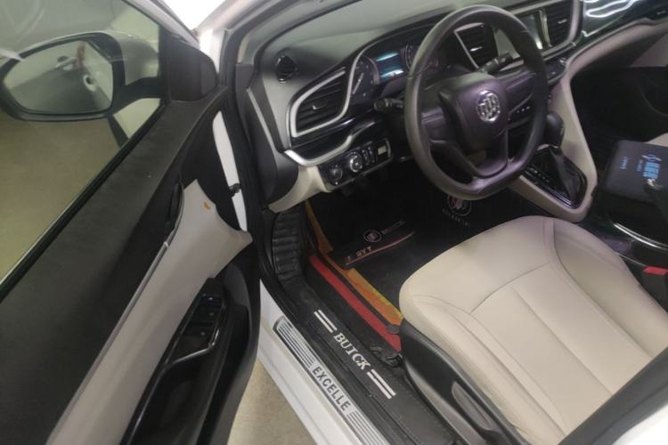 Used Buick GT 2021 Exemplar 1.5L Automatic Elite Version Driver Seat