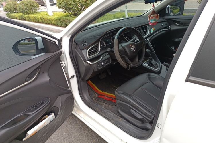 Used Buick GT 2021 1.3T Automatic Mild Hybrid Elite Version Driver Seat