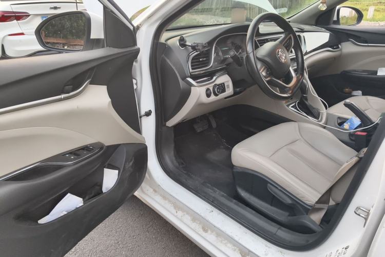 Used Buick GT 2021 Exemplar 1.5L Automatic Elite Version Driver Seat
