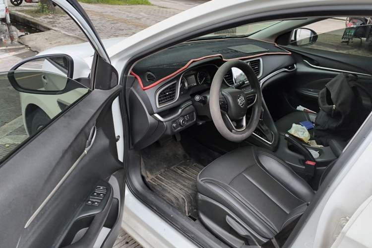Used Buick GT 2021 Revised Version 1.3T Automatic Mild Hybrid Elite Edition Driver Seat