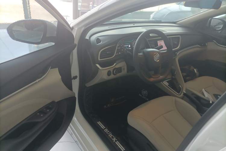 Used Buick GT 2021 Exemplar 1.5L Automatic Elite Version Driver Seat