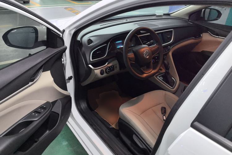Used Buick GT 2021 Exemplar 1.5L Automatic Elite Version Driver Seat