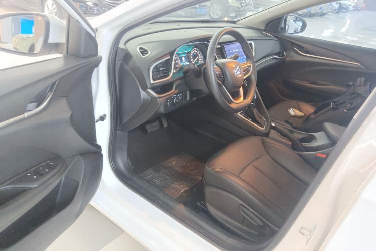 Used Buick GT 2021 Revised Version 1.3T Automatic Mild Hybrid Elite Edition Driver Seat