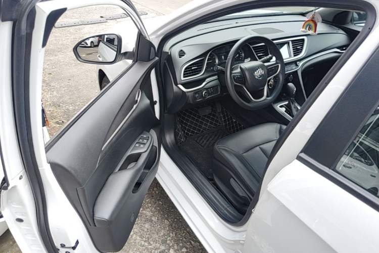 Used Buick GT 2021 Revised Version 1.3T Automatic Mild Hybrid Elite Edition Driver Seat
