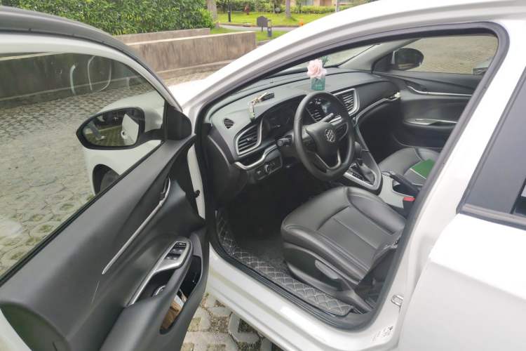 Used Buick GT 2021 Exemplar 1.5L Automatic Elite Version Driver Seat