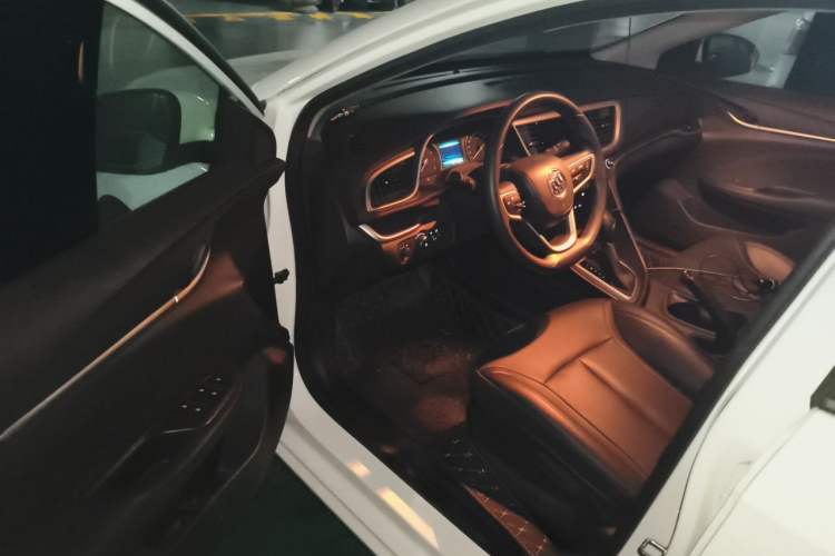Used Buick GT 2021 Revised Version Flagship 1.5L Automatic Elite Edition Driver Seat