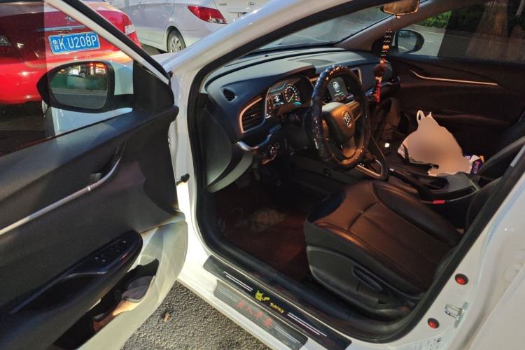 Used Buick GT 2021 1.3T Automatic Mild Hybrid Elite Version Driver Seat
