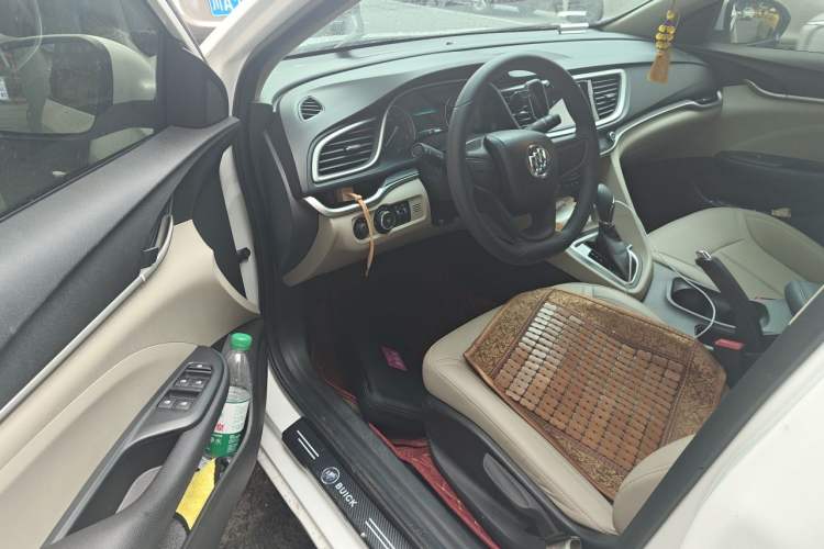 Used Buick GT 2021 Exemplar 1.5L Automatic Elite Version Driver Seat