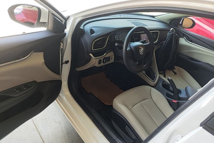 Used Buick GT 2021 Exemplar 1.5L Automatic Elite Version Driver Seat