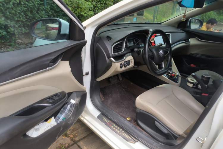 Used Buick GT 2021 Exemplar 1.5L Automatic Elite Version Driver Seat