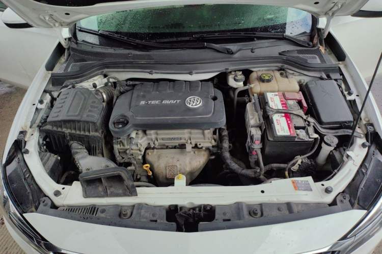 Used Buick GT 2021 Exemplar 1.5L Automatic Elite Version Engine Bay