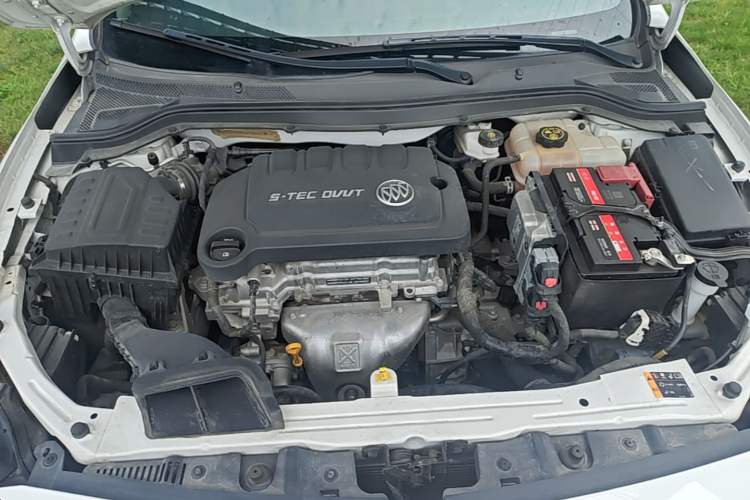 Used Buick GT 2021 Exemplar 1.5L Automatic Elite Version Engine Bay