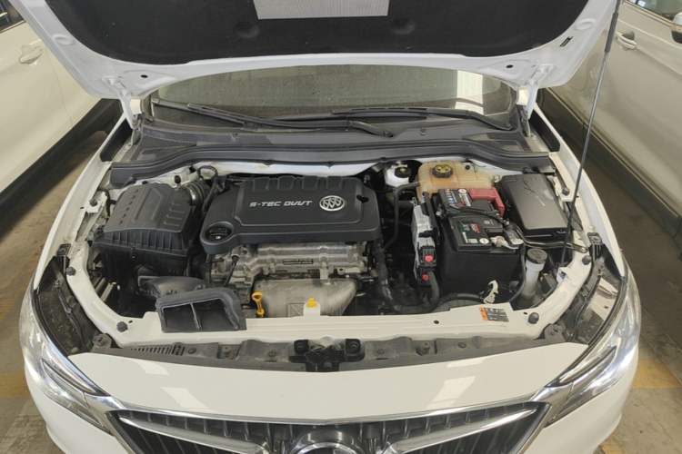 Used Buick GT 2021 Exemplar 1.5L Automatic Elite Version Engine Bay