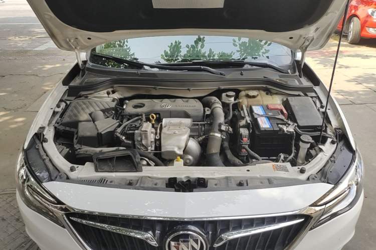 Used Buick GT 2021 1.3T Automatic Mild Hybrid Elite Version Engine Bay