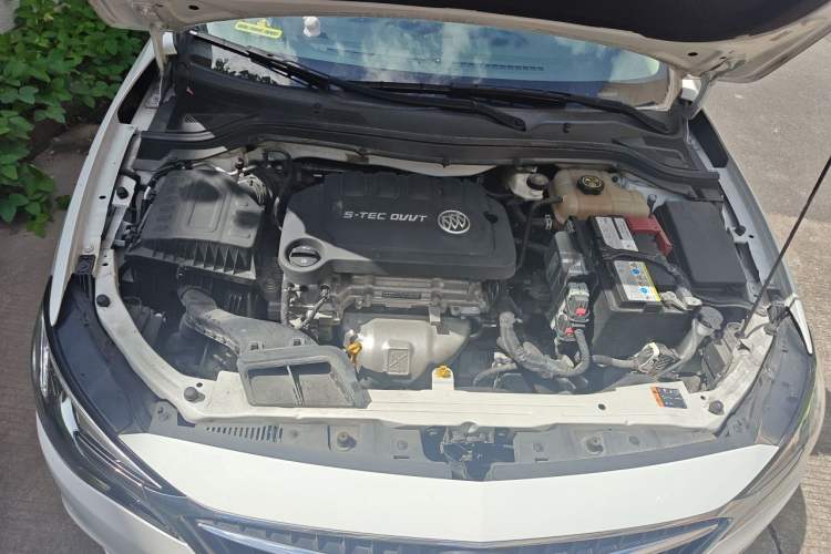 Used Buick GT 2021 Exemplar 1.5L Automatic Elite Version Engine Bay