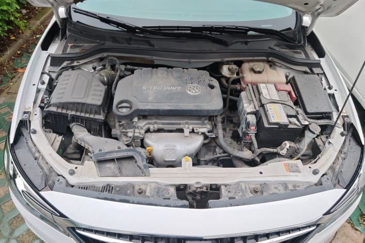 Used Buick GT 2021 Exemplar 1.5L Automatic Elite Version Engine Bay