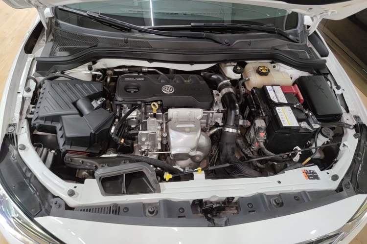 Used Buick GT 2021 Revised Version 1.3T Automatic Mild Hybrid Elite Edition Engine Bay