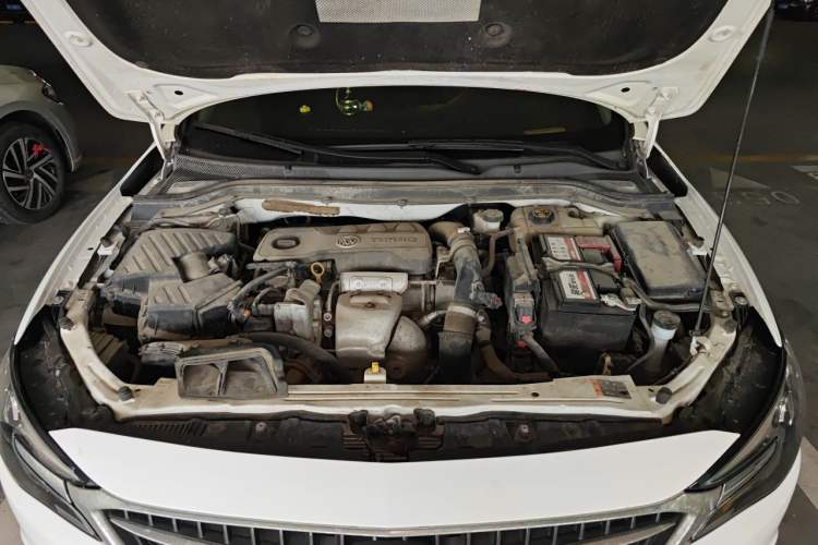 Used Buick GT 2021 1.3T Automatic Mild Hybrid Elite Version Engine Bay
