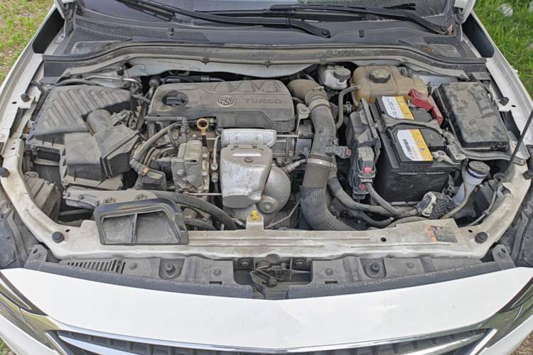 Used Buick GT 2021 Revised Version 1.3T Automatic Mild Hybrid Elite Edition Engine Bay