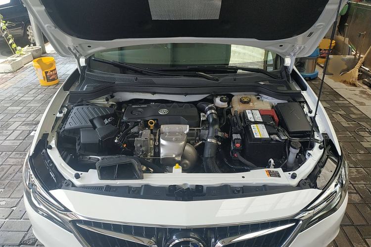 Used Buick GT 2021 Revised Version 1.3T Automatic Mild Hybrid Elite Edition Engine Bay